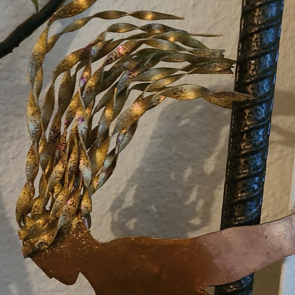 MERMAID METAL WINDOW HANGING.SPARKLES - Picture 7 of 16